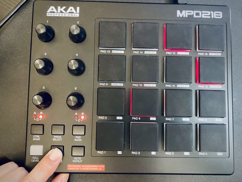 AKAI MPD218