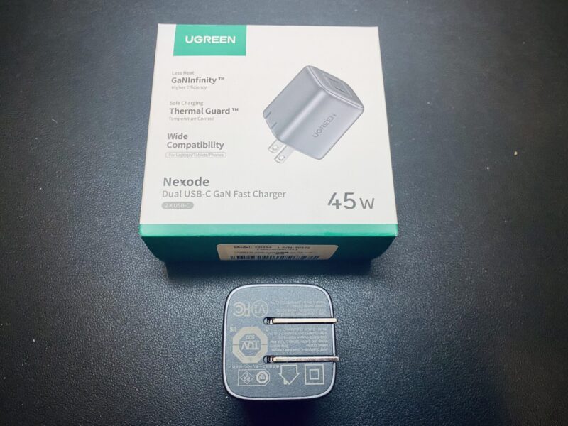 UGREEN Nexode Mini 45W 箱とのサイズ比較