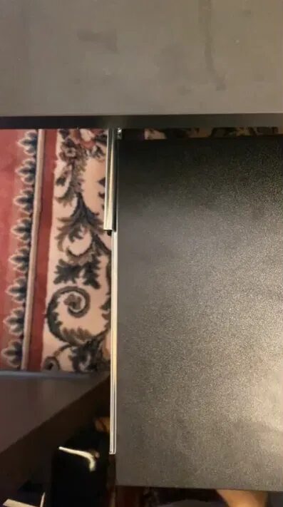 Glorious Sound Desk Pro BK キーボードトレイ左レールの脱線症状