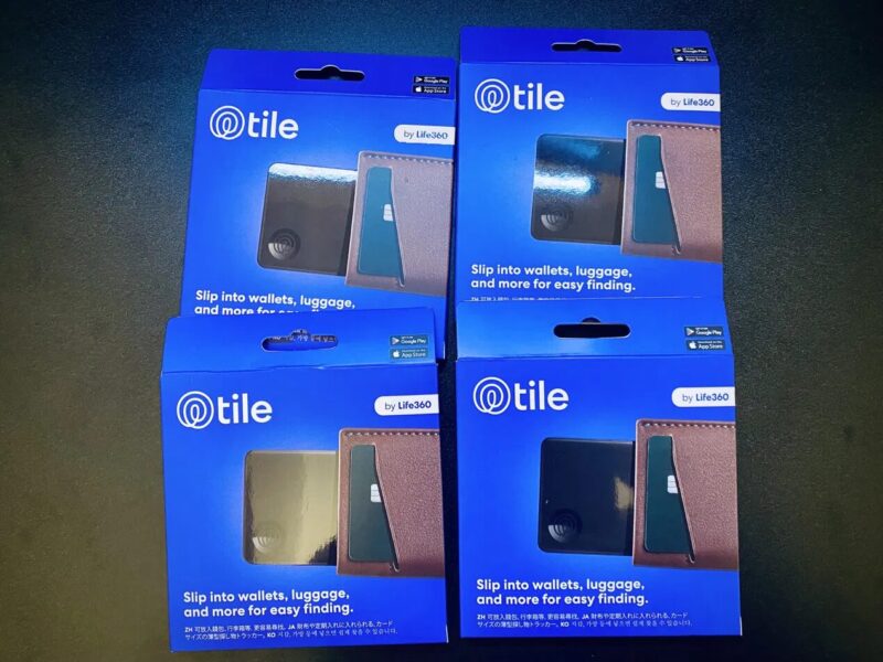 Amazon先行セールで購入したTile Slim 4枚(パッケージ)